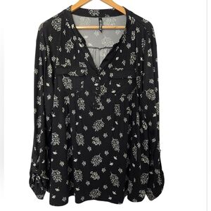 White Mark Black and White Leaf Print Blouse Size 3xl